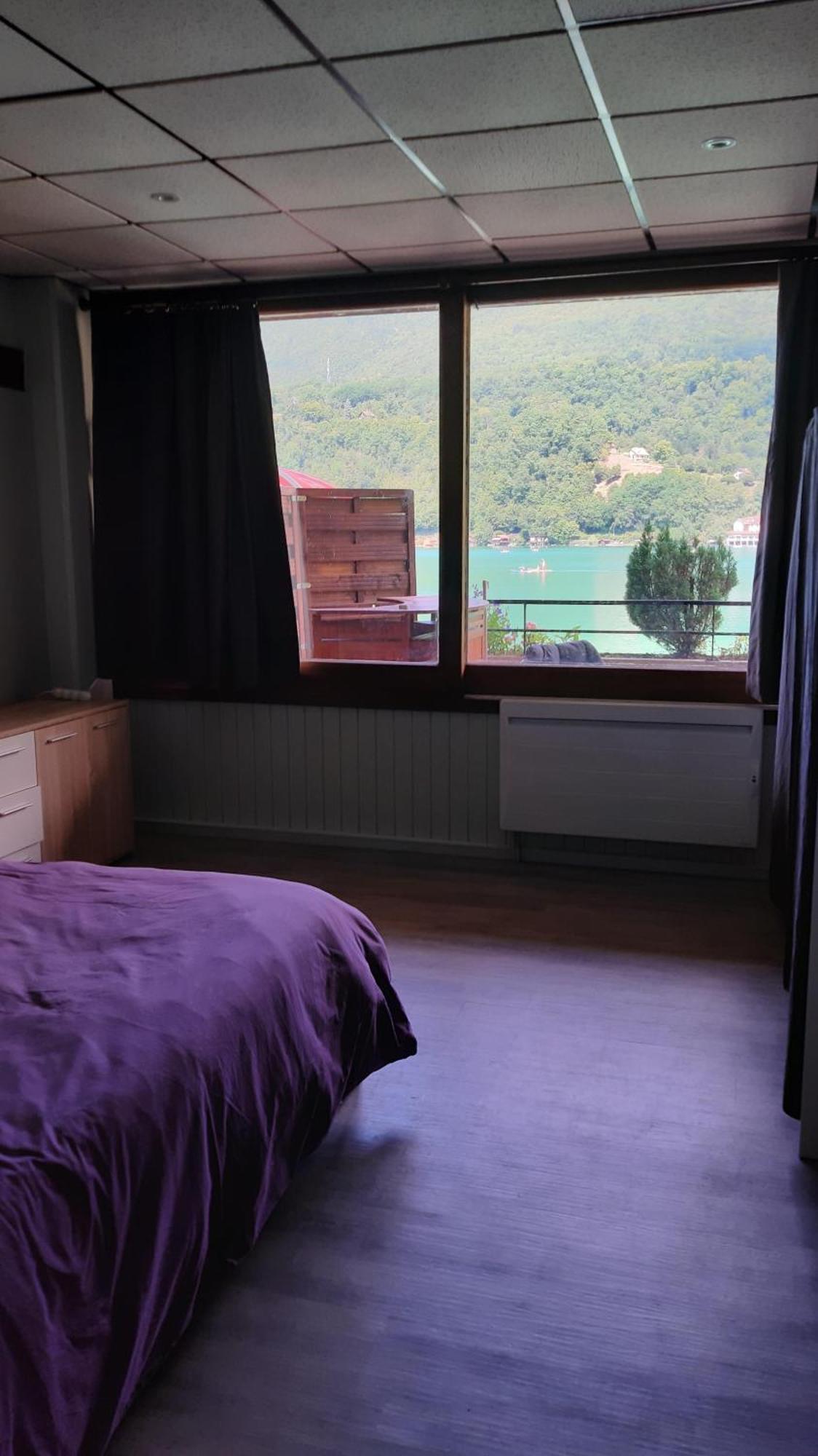 Les Sirenes Hotel Lepin-le-Lac Quarto foto